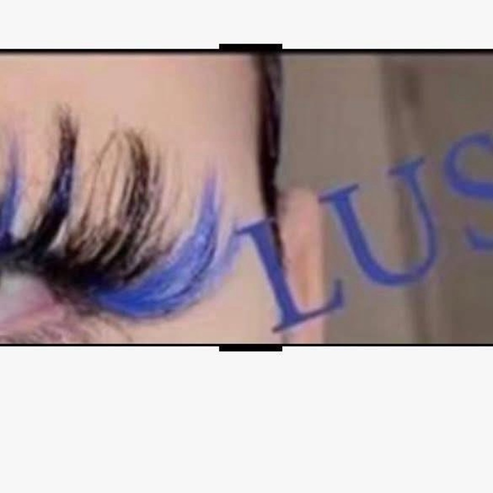 Lush Blue False Eyelashes